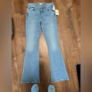 Mother jeans the weekender fray size 27